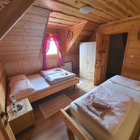Koca Na Talezu Bed and Breakfast Ribno Buitenkant foto