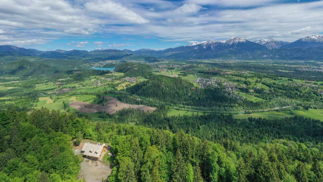 Koca Na Talezu Bed and Breakfast Ribno Buitenkant foto